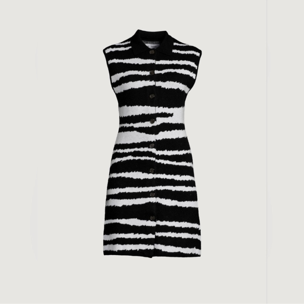 SAMSOE Black and White Patterned Mini Dress